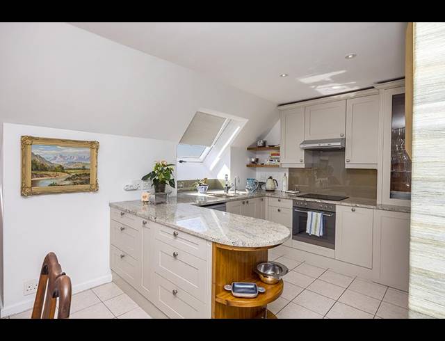 2 BEDROOM APARTMENT FOR SALE IN BLOUBERG BEACHFRONT